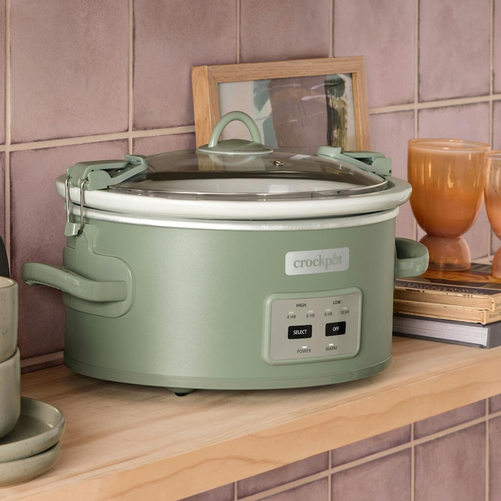 crock-pot-programmable-design-series-6-quart-cook-and-carry-slow-cooker-moonshine-u8 35da96db-7241-3d5a-8296-0e309727e190.jpg