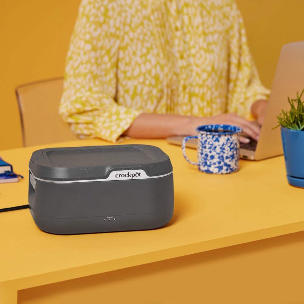 crock-pot-go-portable-food-warmer-electric-lunch-box-with-detachable-cord-l2 DC-39029-Crockpot_CPGO-ATF08-nogfx