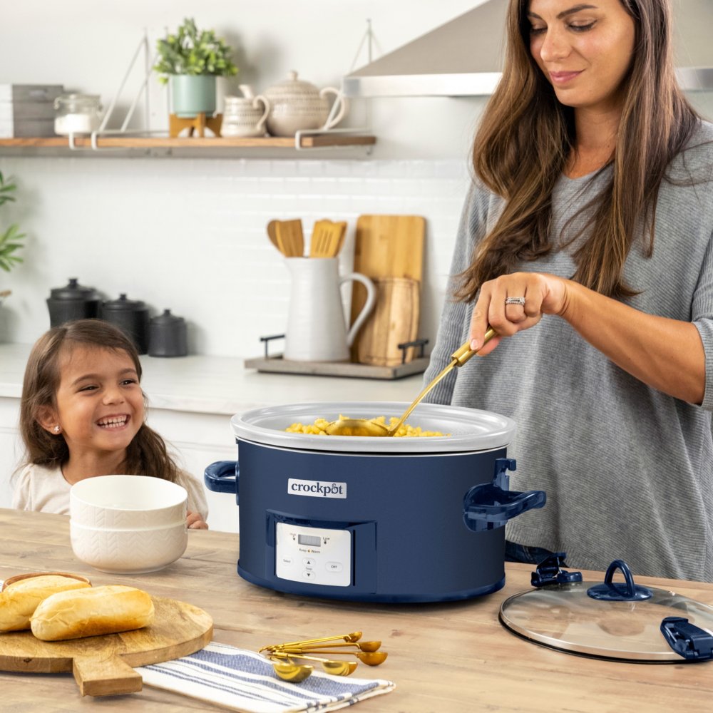 crock-pot-design-series-7-quart-cook-and-carry-slow-cooker-poseidon-programmable-slow-cooker-with-locking-lid-l3 DC-39109-Crockpot_2022FallDesigns-Poseidon-ATF02-nogfx