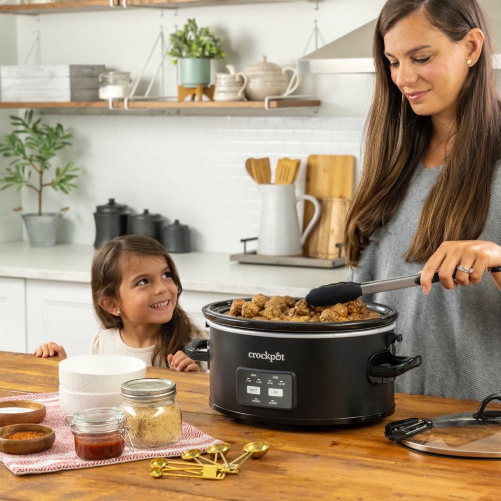 crock-pot-one-touch-control-6-quart-cook-and-carry-slow-cooker-matte-black-r1 Resized_2125185-3