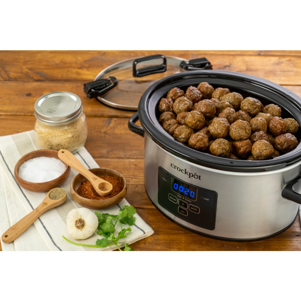 crock-pot-programmable-4-quart-cook-and-carry-slow-cooker-stainless-steel-j5 crockpot_shot_9_CPSCVC40LL-S copy